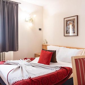 Camera con letto queen size